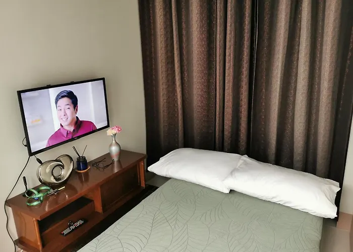 Mall Of Shore 3 Tower 2 Condotel Apartment Manila